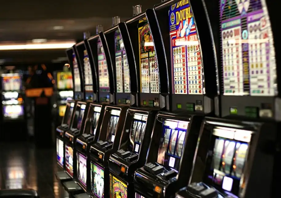 What Makes Slot Games the Ultimate Casino Experience?