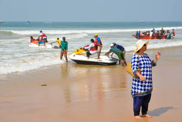 Goa Drift Racing the Waves